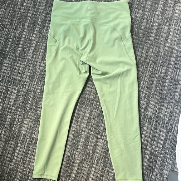 Green Lululemon Leggings with pockets - Picture 3 of 5